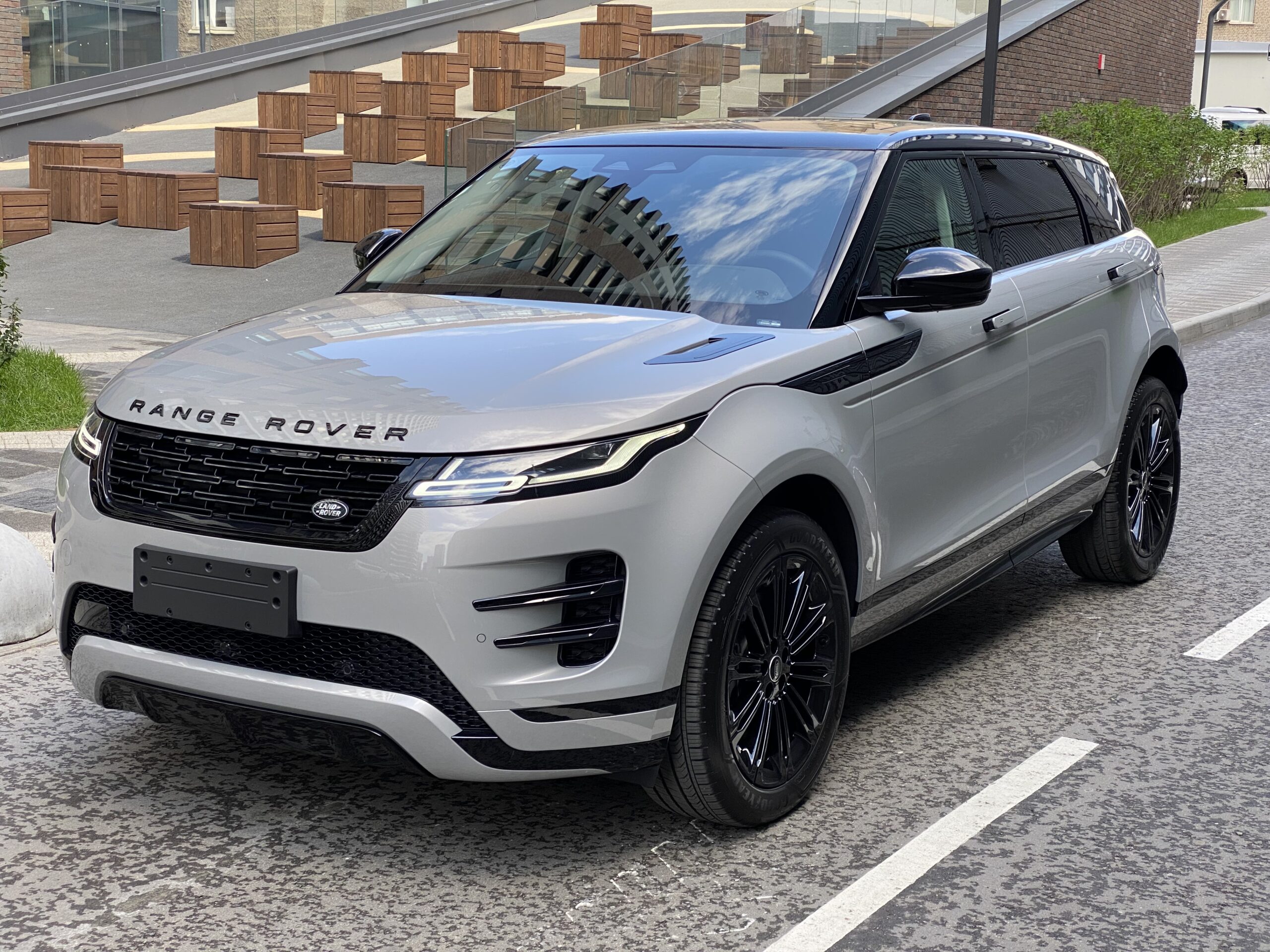 Land Rover Evoque 2024 из Китая